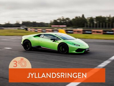 Gaveæske Kør racerbil: 3 omgange i Lamborghini på Jyllandsringen