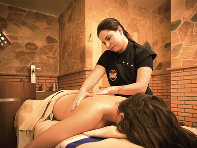 Caja regalo Beer Spa Salou: circuito spa y masaje de espalda o piernas para 1 persona