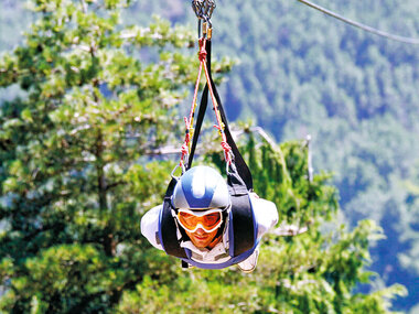 Aventura en tirolina