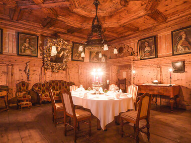 Soirée enchantée : souper aux chandelles au cœur de Poschiavo